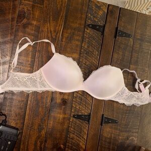 Victoria's Secret Soft Pink Lace Bra